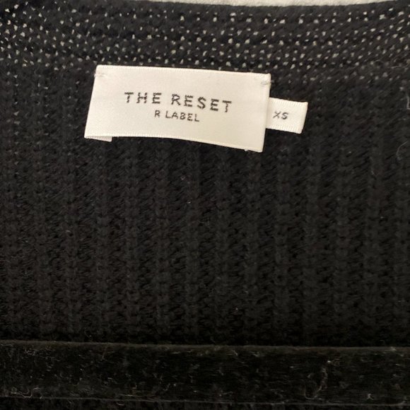 The Very V Sweater -Size XS - Picture 5 of 5